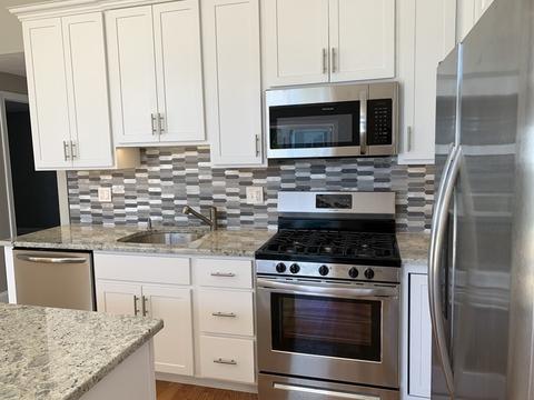 540 Hicks St, Fall River, MA 02724 photo 3