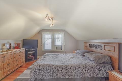 568 Weetamoe St, Fall River, MA 02720 photo 20