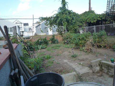 96 Canonicus St, Fall River, MA 02723 photo 5