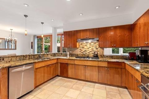12 Holly St, Gloucester, MA 01930 photo 8