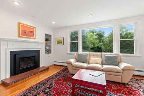 12 Holly St, Gloucester, MA 01930 photo 14