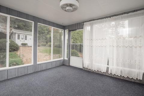 135 Garnet St, Springfield, MA 01129 photo 11
