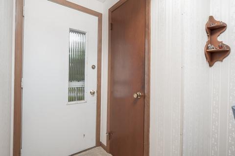 135 Garnet St, Springfield, MA 01129 photo 15