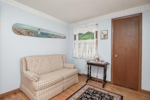 135 Garnet St, Springfield, MA 01129 photo 18