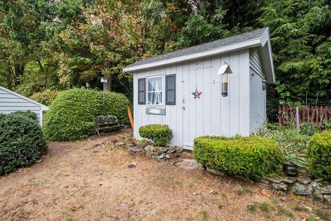 135 Garnet St, Springfield, MA 01129 photo 34