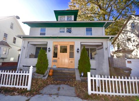 74 Lyndale St, Springfield, MA 01108 photo 1