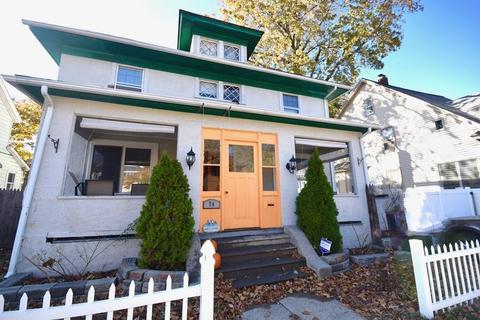 74 Lyndale St, Springfield, MA 01108 photo 2