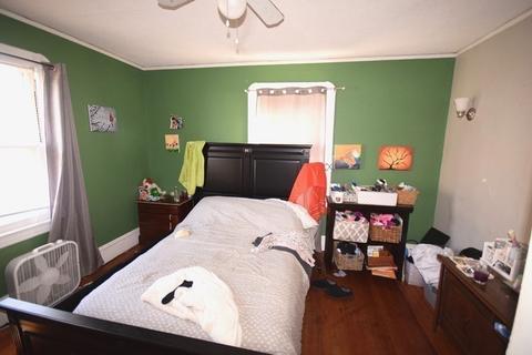 74 Lyndale St, Springfield, MA 01108 photo 12