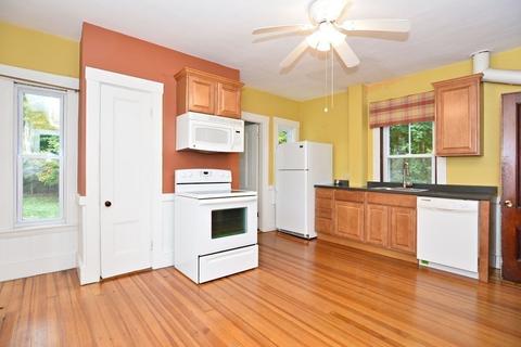 76 Chapman St, Canton, MA 02021 photo 9