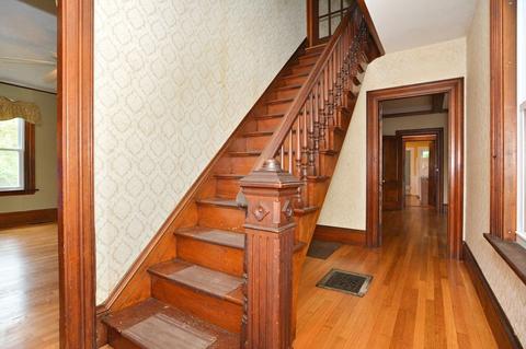 76 Chapman St, Canton, MA 02021 photo 3