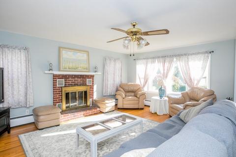 53 Wychunas Ave, Wareham, MA 02532 photo 4