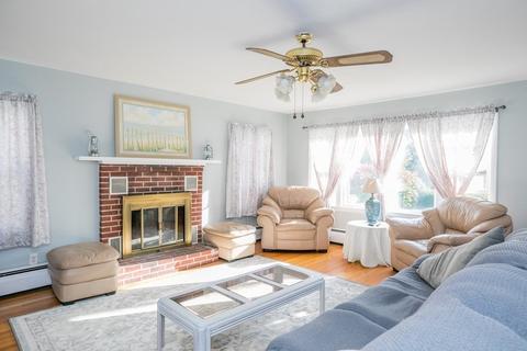 53 Wychunas Ave, Wareham, MA 02532 photo 3