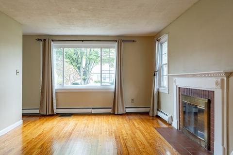 137 Gardens Dr, Springfield, MA 01119 photo 8