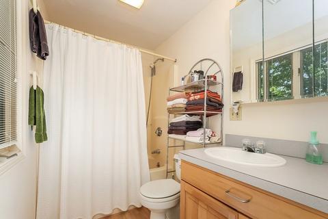 122 Juniper Rd, Barnstable, MA 02632 photo 19