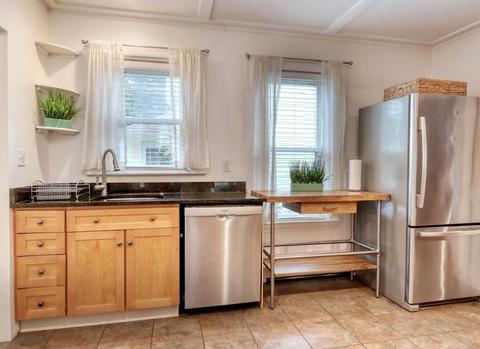 89 Washington, Reading, MA 01867 photo 9