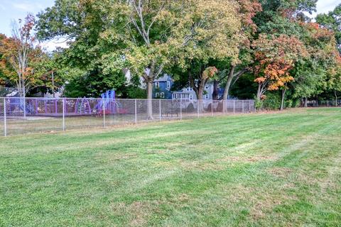 89 Washington, Reading, MA 01867 photo 36