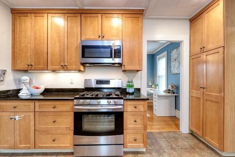 89 Washington, Reading, MA 01867 photo 11