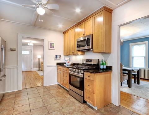 89 Washington, Reading, MA 01867 photo 10