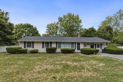 4 Wellesley Rd, Danvers, MA 01923 photo 1