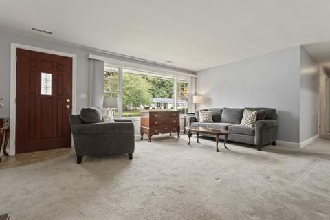 4 Wellesley Rd, Danvers, MA 01923 photo 10