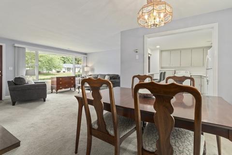 4 Wellesley Rd, Danvers, MA 01923 photo 9