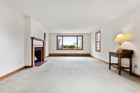 11 Huron Ave, Danvers, MA 01923 photo 17
