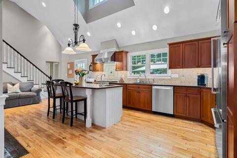 16 Patricia Rd, Danvers, MA 01923 photo 10