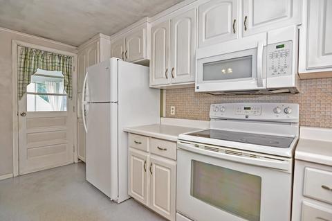 799 East St, Dedham, MA 02026 photo 7