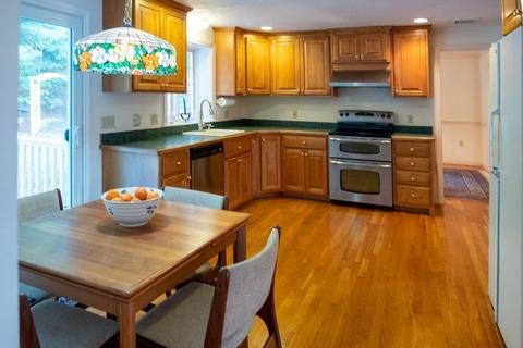16 Bubbling Brook Rd, Franklin, MA 02038 photo 4