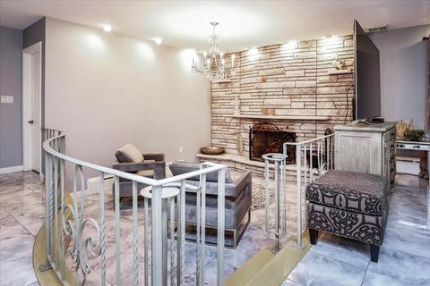 9 Pine Ridge Rd, Stoneham, MA 02180 photo 5