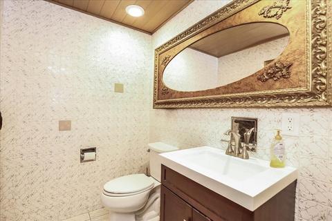 9 Pine Ridge Rd, Stoneham, MA 02180 photo 25