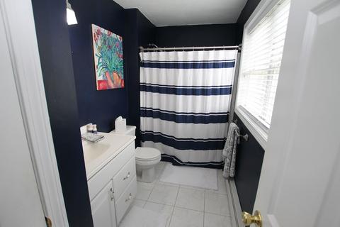 6 Waucantuck Rd, Worcester, MA 01606 photo 8