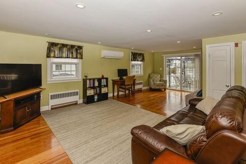 47 Winfield St, Dedham, MA 02026 photo 4