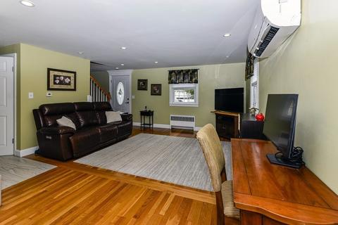 47 Winfield St, Dedham, MA 02026 photo 6