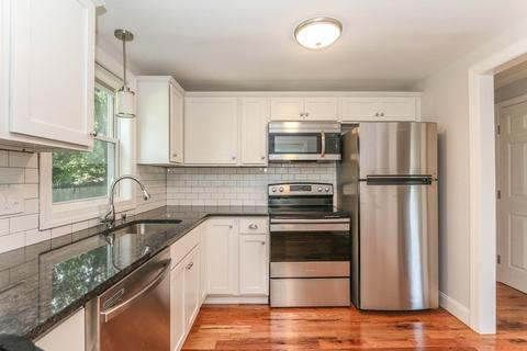 67 Granby St, Springfield, MA 01108 photo 10