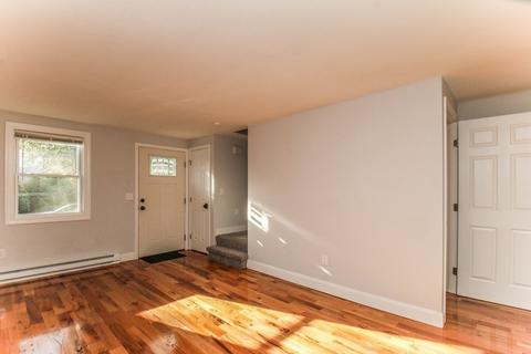 67 Granby St, Springfield, MA 01108 photo 24