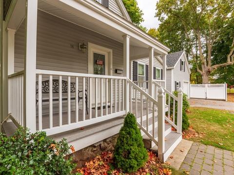 16 Martin St, Danvers, MA 01923 photo 4
