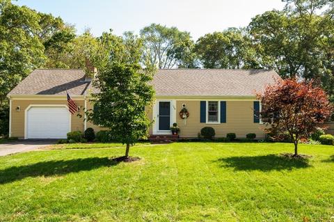 136 Starlight Dr, Barnstable, MA 02648 photo 3