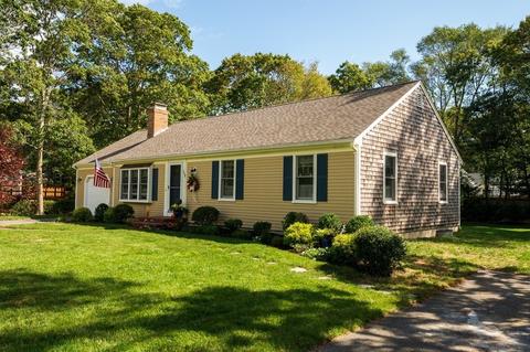 136 Starlight Dr, Barnstable, MA 02648 photo 1