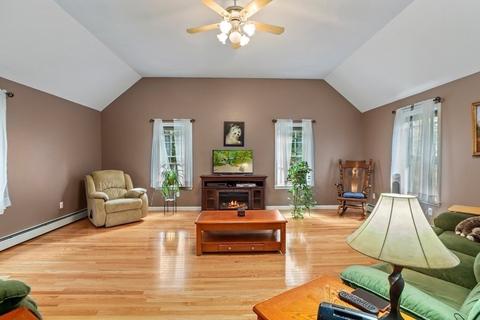 11 Easter Brook Rd, Lunenburg, MA 01462 photo 10