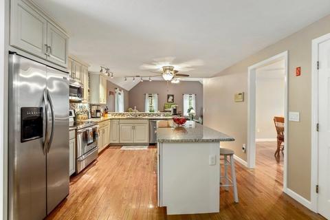 11 Easter Brook Rd, Lunenburg, MA 01462 photo 7