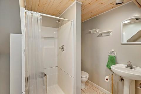 11 Easter Brook Rd, Lunenburg, MA 01462 photo 34