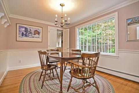 684 High St, Walpole, MA 02081 photo 11