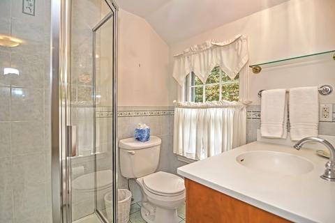 684 High St, Walpole, MA 02081 photo 33