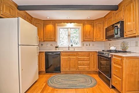 684 High St, Walpole, MA 02081 photo 7