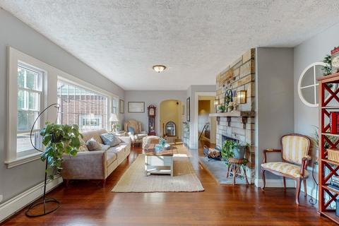 13 Martin St, Danvers, MA 01923 photo 7