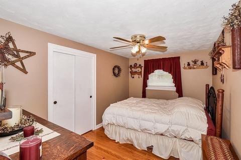 59 Corey Rd, Springfield, MA 01128 photo 9