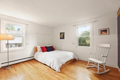 1082 Greendale Ave, Needham, MA 02492 photo 20