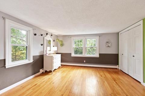 1082 Greendale Ave, Needham, MA 02492 photo 16