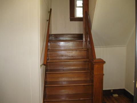98 Sunapee St, Springfield, MA 01108 photo 9